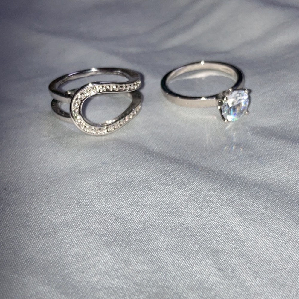 Fake Diamond Ring Set - Picture 3 of 3